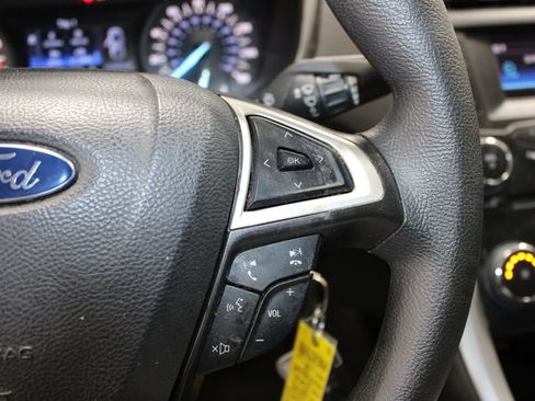 Used 2015 Ford Fusion SE FWD image 27