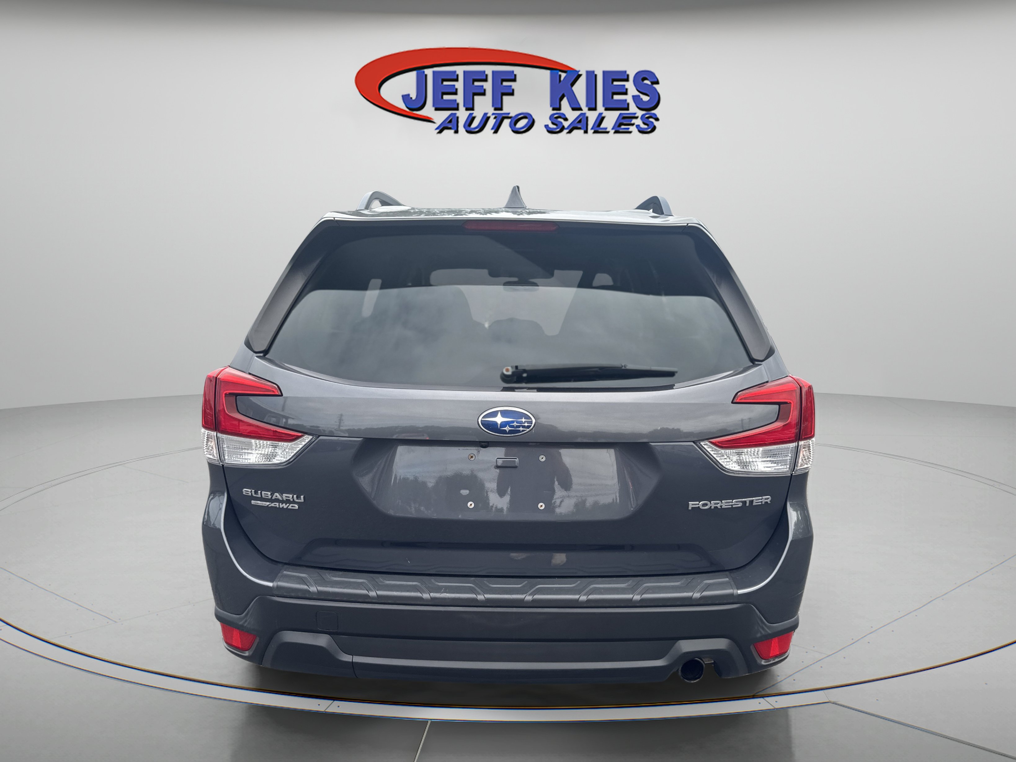 Used 2020 Subaru Forester Limited AWD/4WD image 6