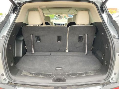 Used 2023 Buick Enclave Essence w/ Experience Buick Package AWD/4WD image 25