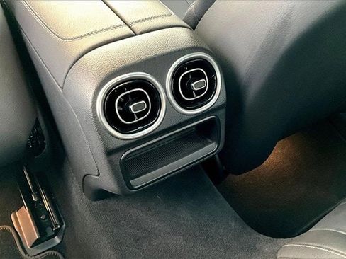 Certified 2025 Mercedes-Benz CLE 300 4MATIC Coupe image 13