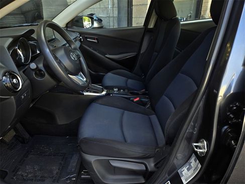 Used 2016 Scion iA image 16