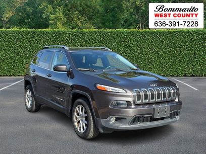 Used 2016 Jeep Cherokee Latitude w/ Comfort/Convenience Group