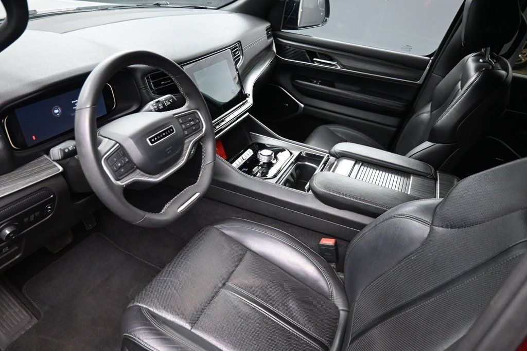 Used 2024 Jeep Wagoneer Series II w/ Flexible Seating Group AWD/4WD image 20