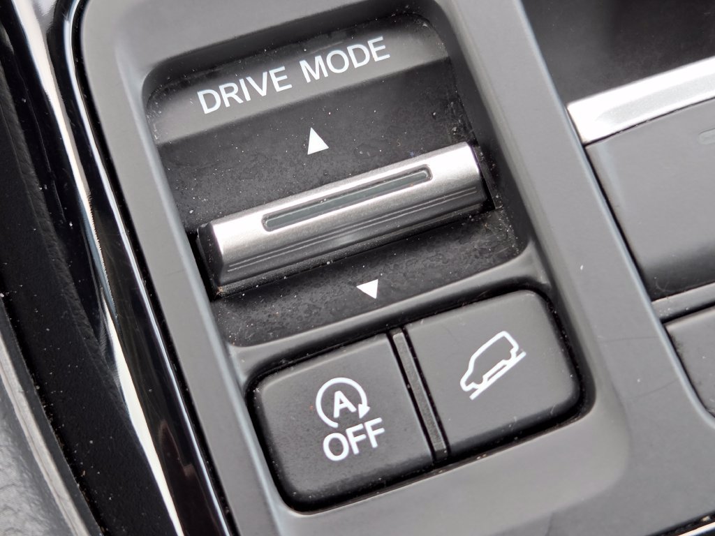 Certified 2024 Honda Pilot LX image 10