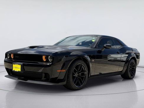 Used 2022 Dodge Challenger R/T Scat Pack RWD image 1