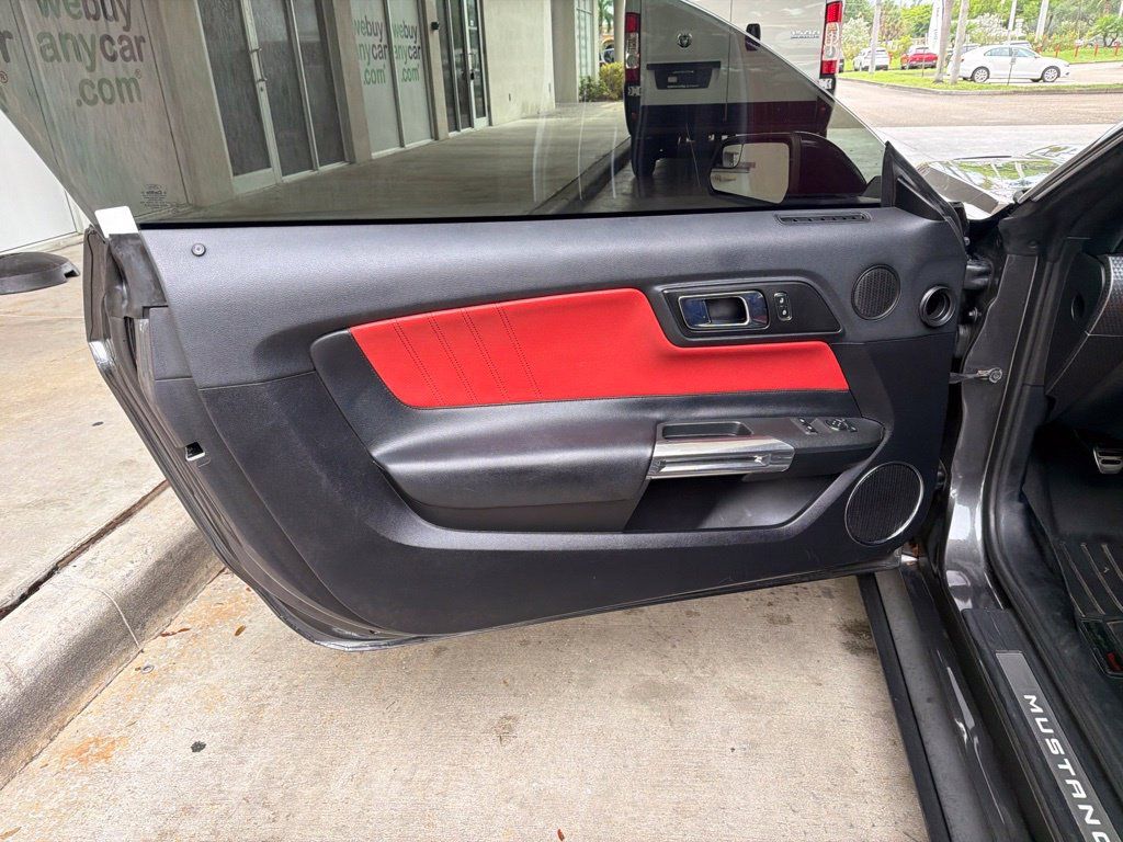 Used 2017 Ford Mustang GT Premium RWD image 30