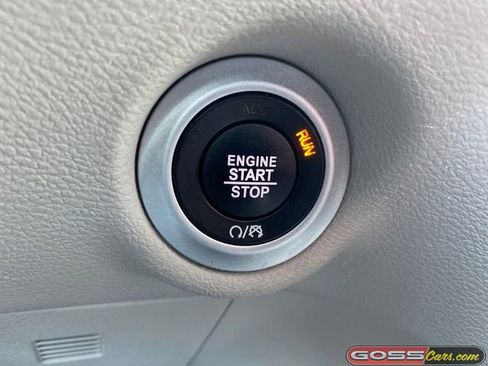 Certified 2024 Chrysler Pacifica Touring-L FWD image 15