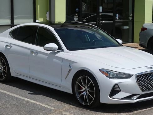Used 2019 Genesis G70 3.3T Advanced w/ Prestige Package RWD image 5