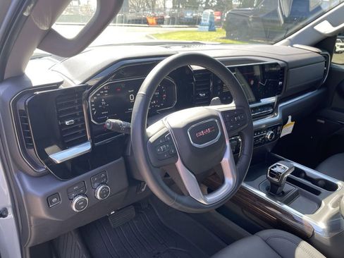 New 2026 GMC Sierra 1500 Elevation w/ Elevation Premium Package AWD/4WD image 10