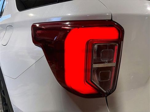 Used 2023 Ford Explorer ST-Line w/ Class IV Trailer Tow Package image 33