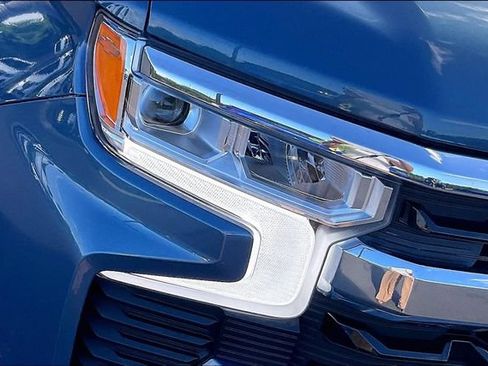 Used 2024 Chevrolet Silverado 1500 LT RWD image 28