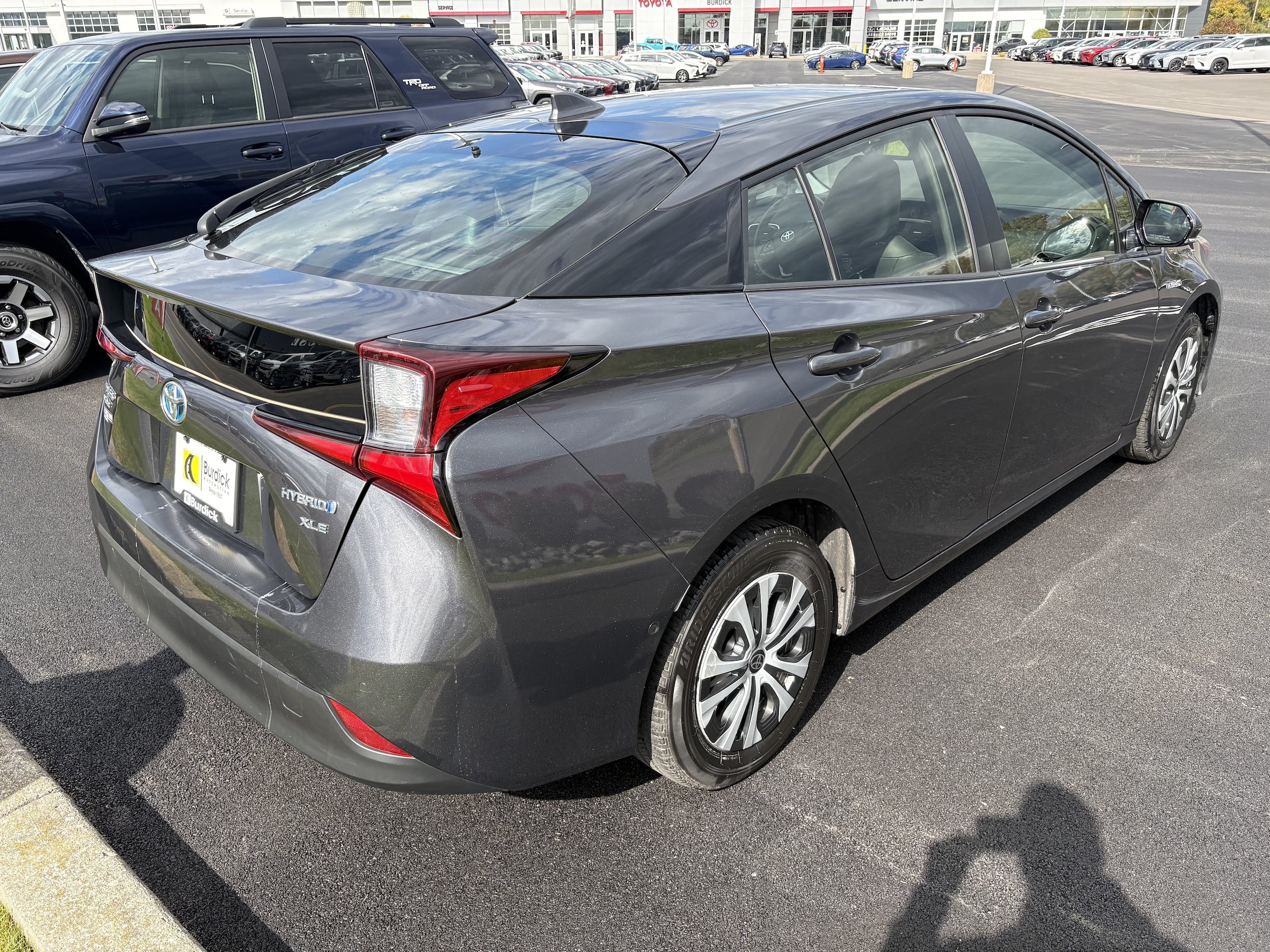 Used 2019 Toyota Prius XLE AWD/4WD image 5