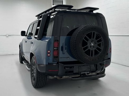 Used 2023 Land Rover Defender 110 X-Dynamic SE AWD/4WD image 8