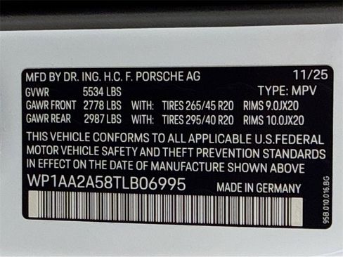 New 2026 Porsche Macan Turbo image 35