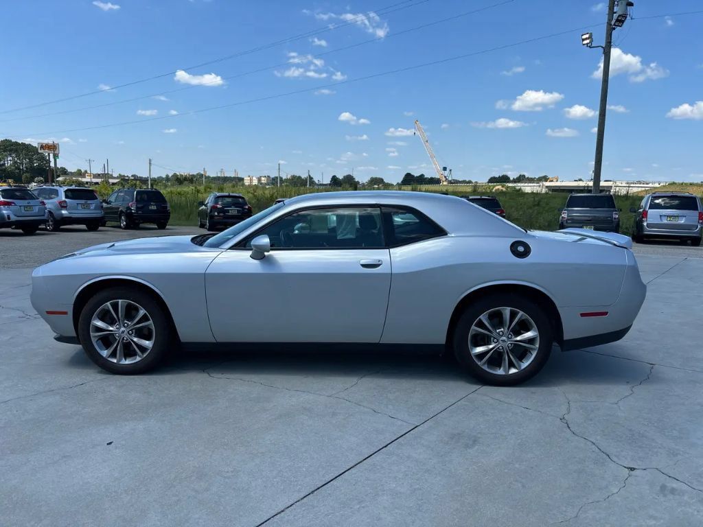 Used 2021 Dodge Challenger SXT AWD/4WD image 7
