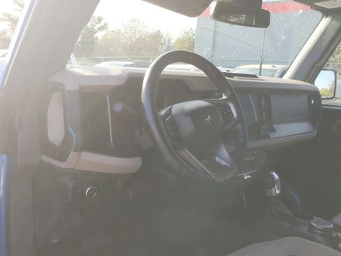 Used 2022 Ford Bronco Wildtrak image 18