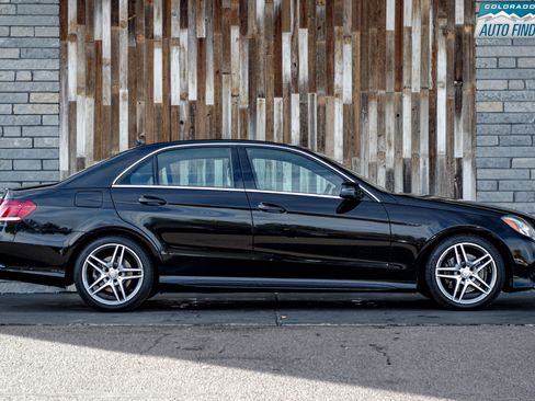 Used 2016 Mercedes-Benz E 400 4MATIC Sedan image 8