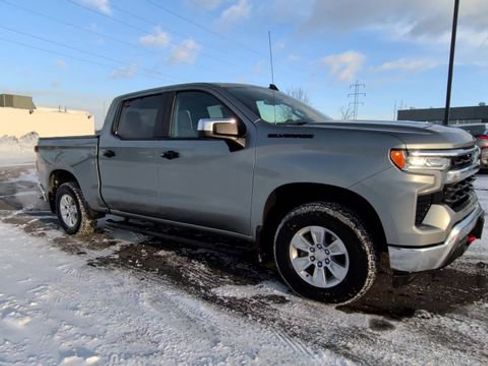 Used 2023 Chevrolet Silverado 1500 LT image 2