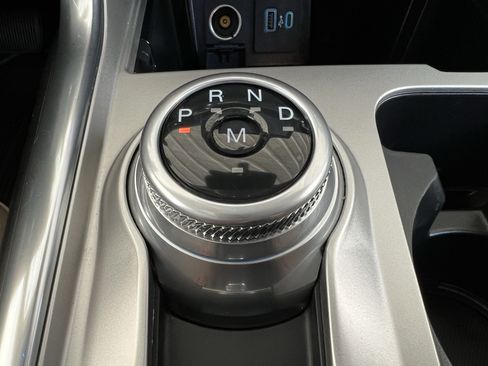 Used 2020 Ford Explorer Limited AWD/4WD image 39