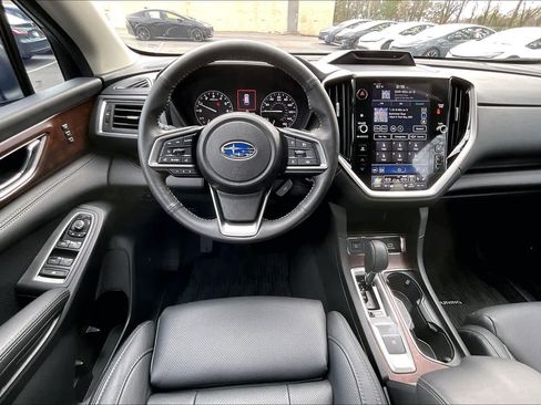 Used 2024 Subaru Ascent Touring image 5