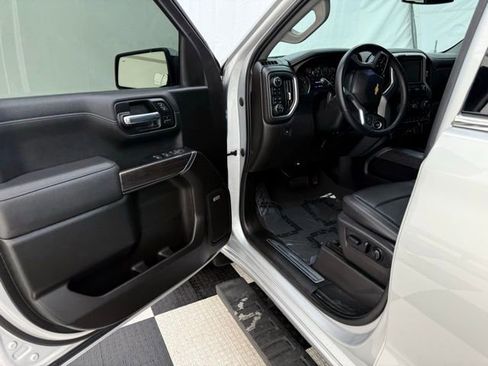 Used 2022 Chevrolet Silverado 1500 LTZ w/ LTZ Premium Package image 29