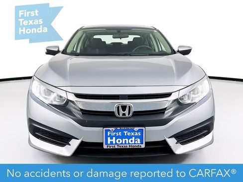 Used 2018 Honda Civic EX image 2