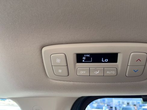 Certified 2024 Kia Carnival SX Prestige FWD image 24