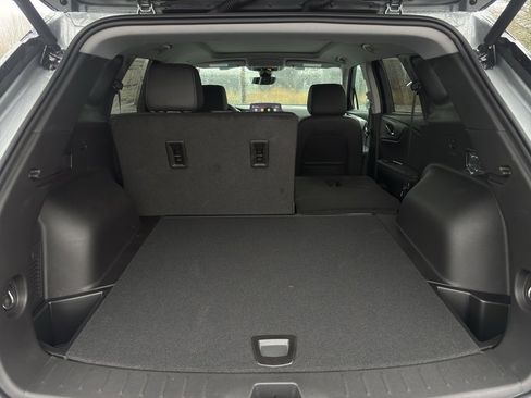 New 2026 Chevrolet Blazer LT w/ Sound & Technology Package AWD/4WD image 9