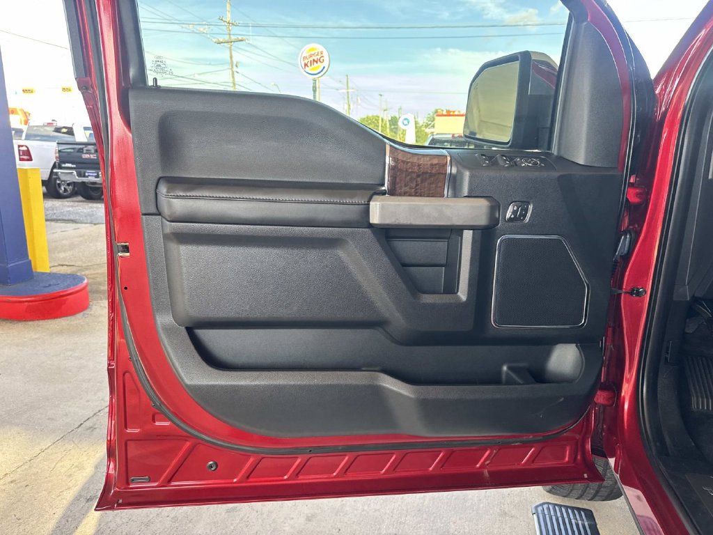 Used 2015 Ford F150 Platinum w/ Technology Package AWD/4WD image 21