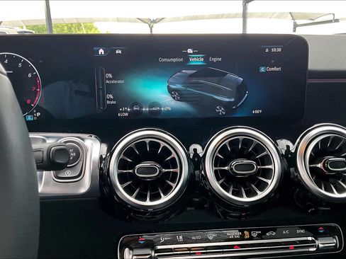 Certified 2026 Mercedes-Benz GLB 250 image 35