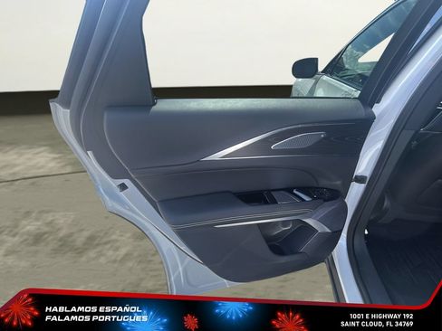 Certified 2025 Cadillac Lyriq Luxury AWD/4WD image 22