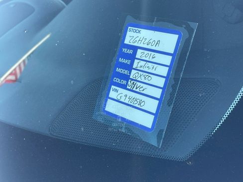 Used 2016 INFINITI QX80 4WD w/ Driver's Assistance Package image 10