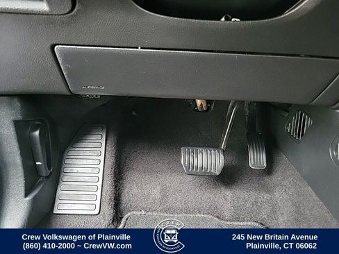 Used 2023 Ford Edge SEL image 39