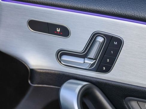 Used 2019 Mercedes-Benz A 220 image 15