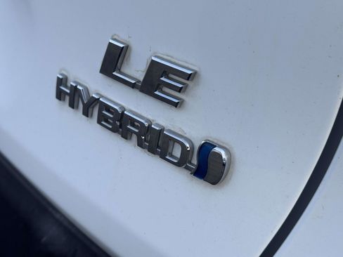 Certified 2020 Toyota RAV4 LE image 10