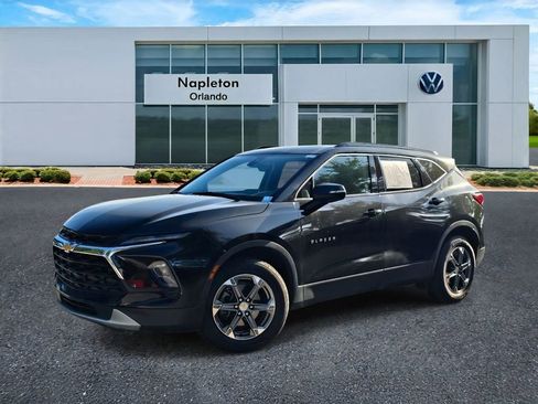 Used 2024 Chevrolet Blazer LT AWD/4WD image 34