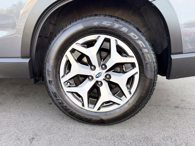 Used 2024 Subaru Forester Premium AWD/4WD image 28