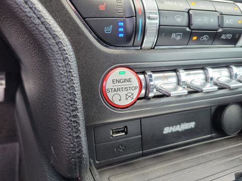 Used 2016 Ford Mustang Premium image 22