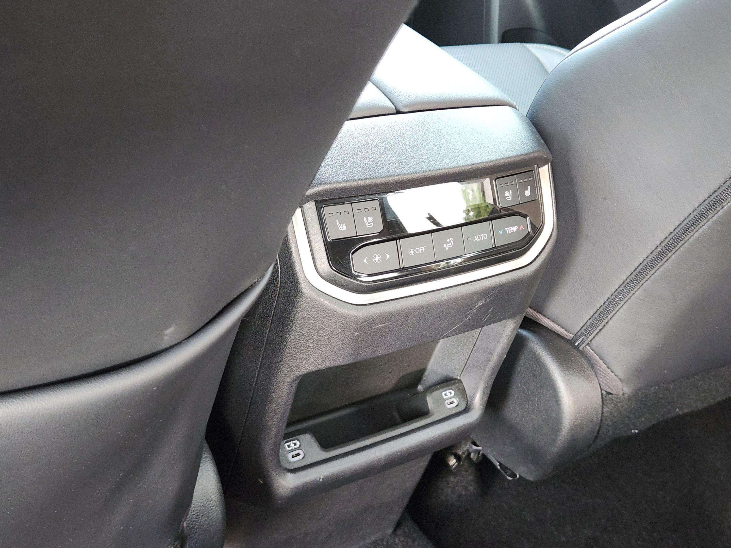 Used 2025 Lexus TX 350 AWD w/ Technology Package image 25