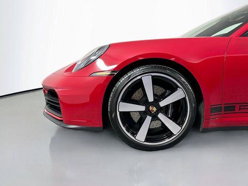 Used 2025 Porsche 911 Carrera RWD image 11