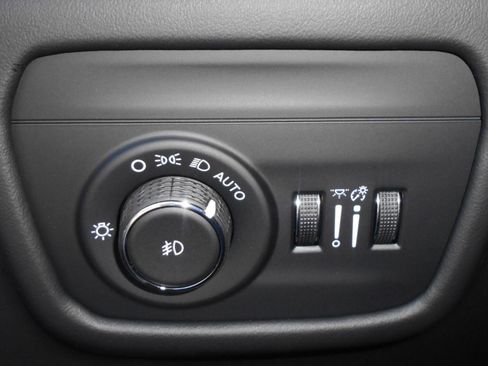 New 2025 Jeep Grand Cherokee L Summit image 19