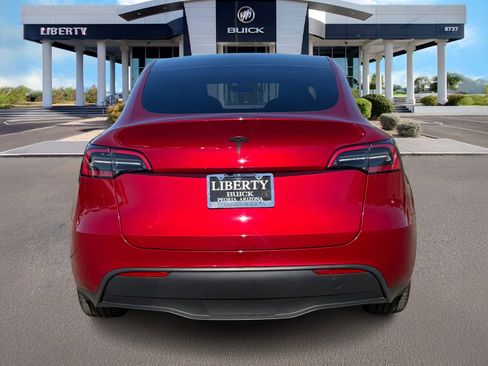 Used 2024 Tesla Model Y 4DR RWD image 5