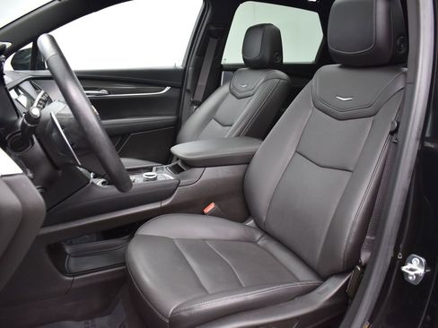 Certified 2024 Cadillac XT5 Sportv w/ LPO, Red Accent Package image 12