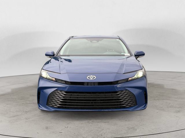 Used 2025 Toyota Camry LE FWD image 2