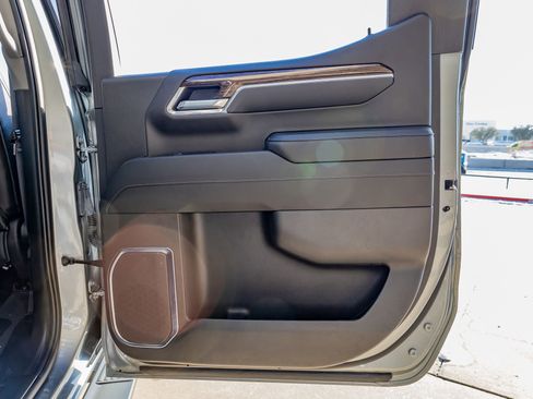 Used 2024 GMC Sierra 1500 Elevation w/ X31 Off-Road Package image 36