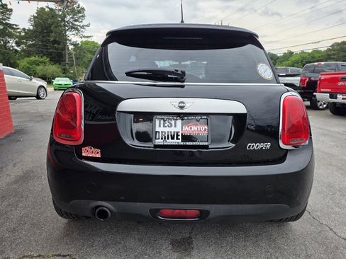 Used 2014 MINI Cooper 2-Door Hardtop FWD image 4