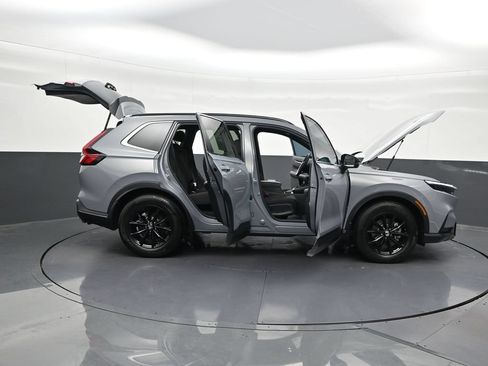 Used 2025 Honda CR-V Sport image 32