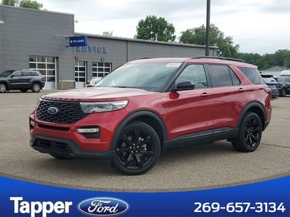 Certified 2024 Ford Explorer ST-Line w/ Class IV Trailer Tow Package