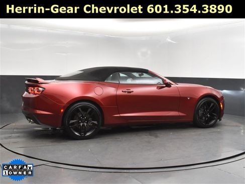 Used 2023 Chevrolet Camaro LT w/ RS Package image 8