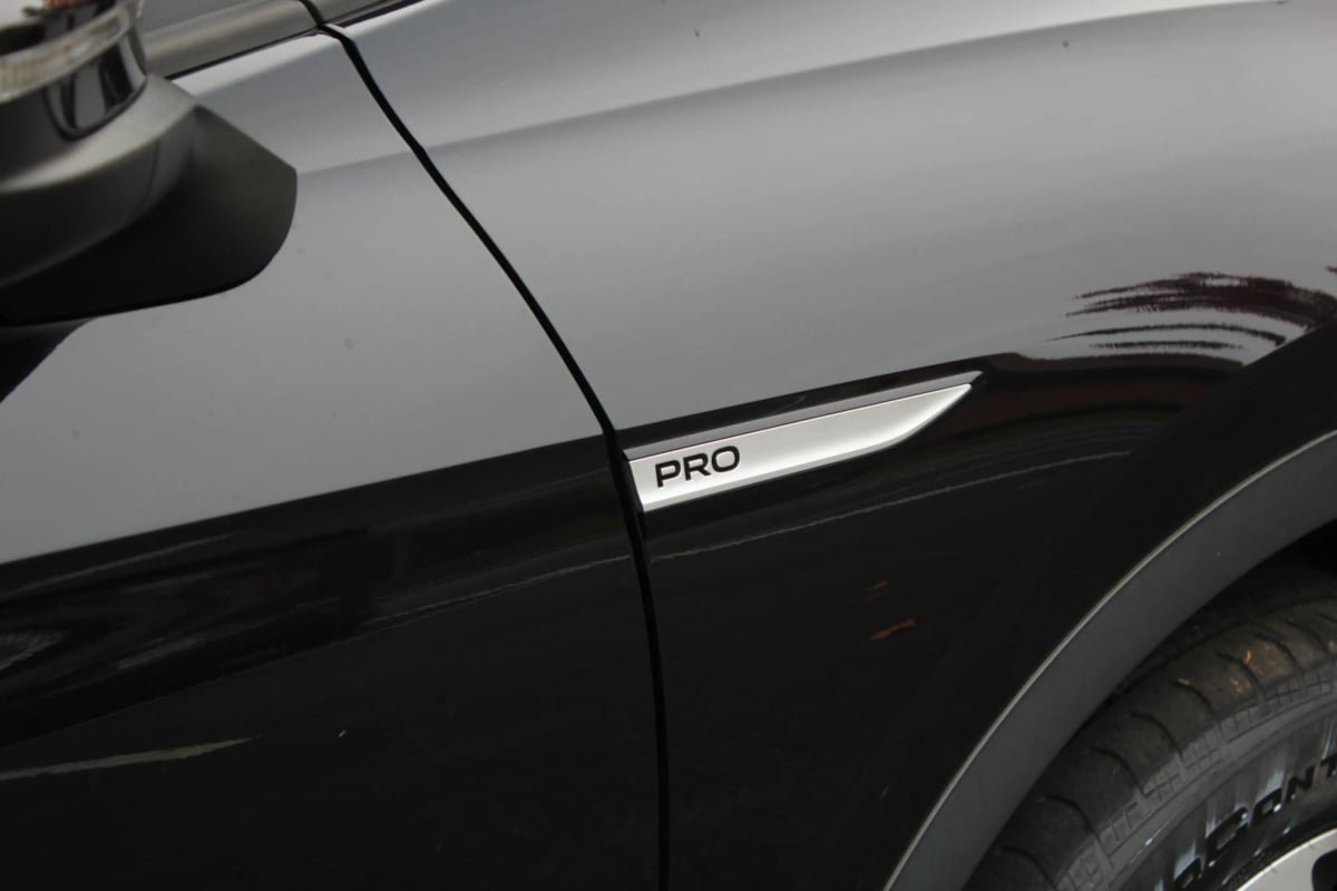 Used 2023 Volkswagen ID.4 Pro RWD image 35